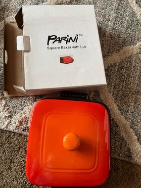 Parini Orange Square Baker with Lid - Bright Orange Cookware